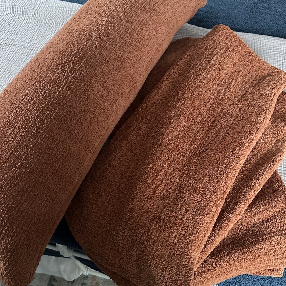 Burnt orange Euro Shams and lumbar pillow